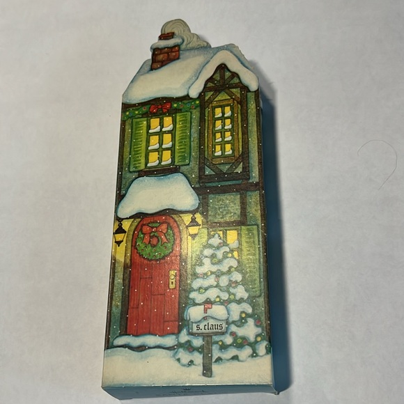 NWT Santa Claus Holiday Doll Soft Toy Hallmark Collectible Series in Box - Picture 6 of 10